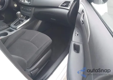 2018 Nissan Sentra S z USA, uszkodzony, nr VIN 3N1AB7AP3JY235571